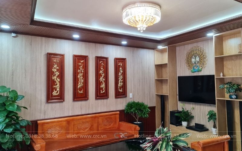 tran nhua gia go phong khach tai nha trang crc (4)